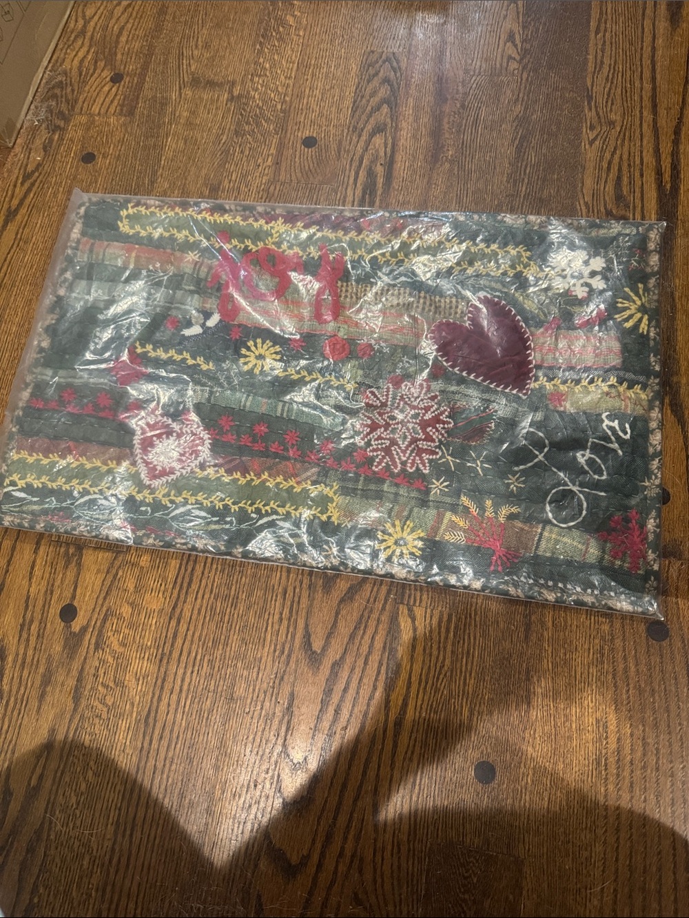 Pottery Barn/Holiday Love Reversible Sham + Insert! NWT! Both are SEALED!